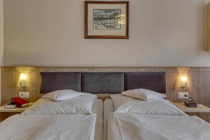 Studio Apartment image 1