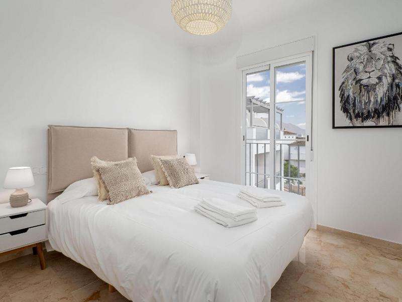 Small Oasis 2375 Sea View - image 26