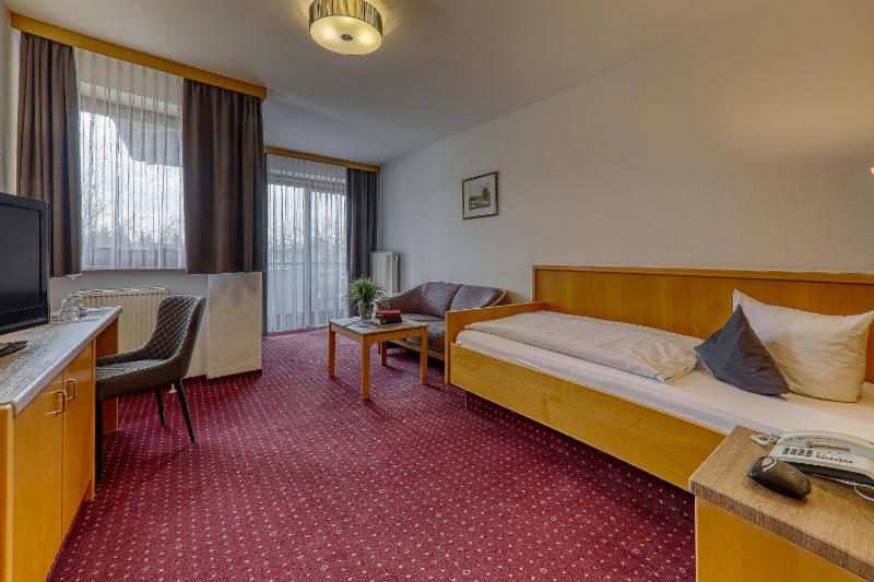 Single Room image 1