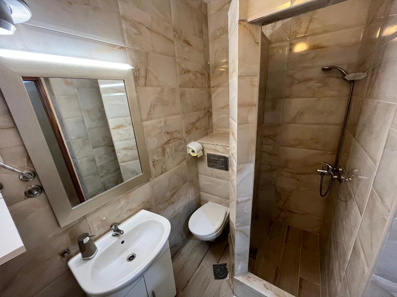 Two-Bedroom Apartment (5 Adults) image 3
