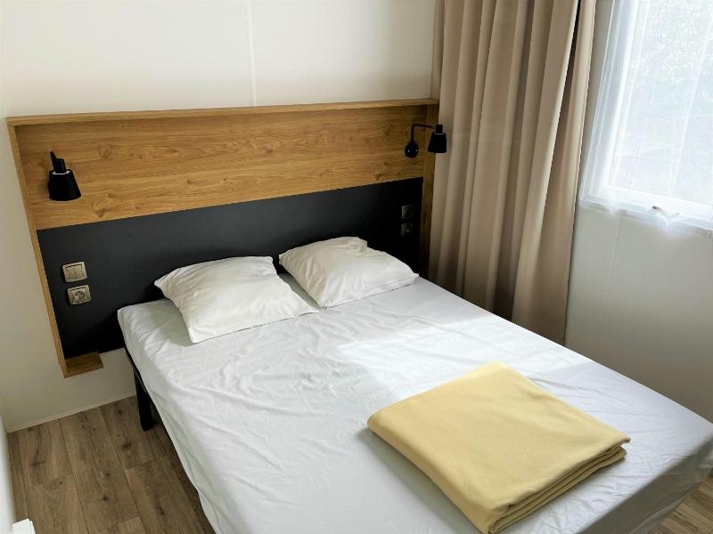 Mobile Home image 4
