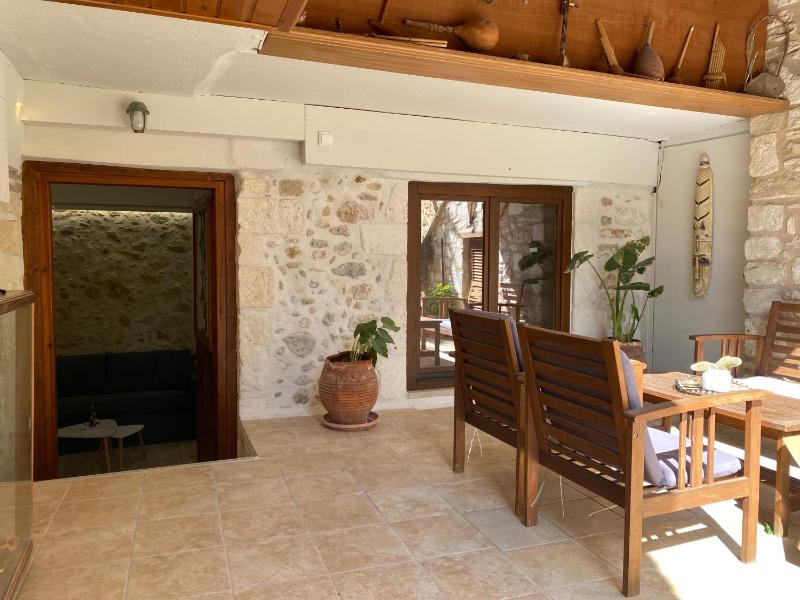 Suite with Garden View image 2