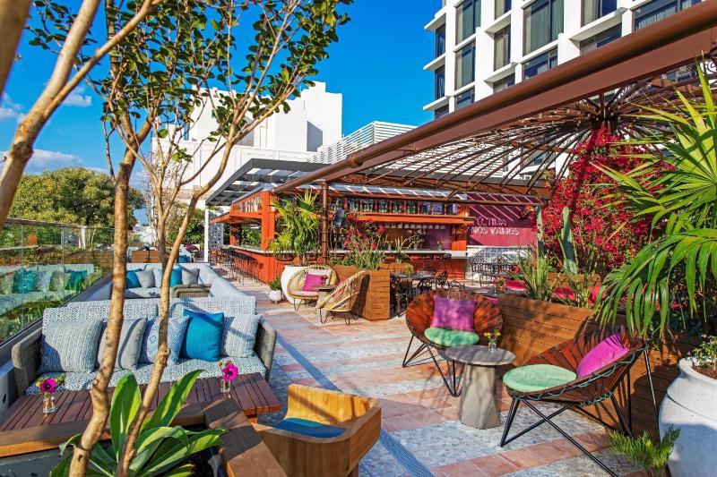 Moxy Miami South Beach - image 16