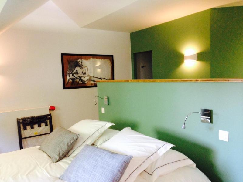 Suite with Garden View image 3