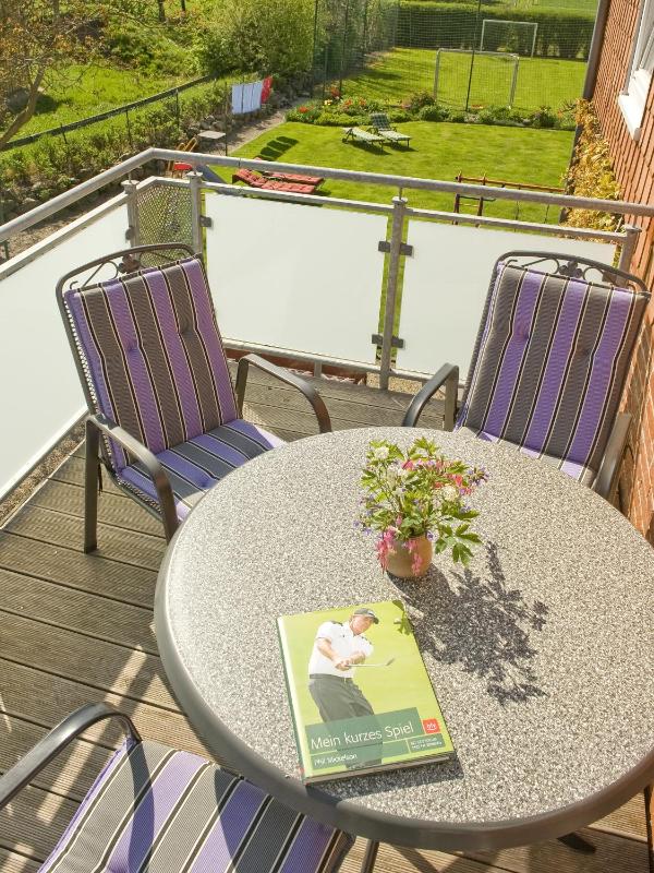 Apartment with Sea View image 3