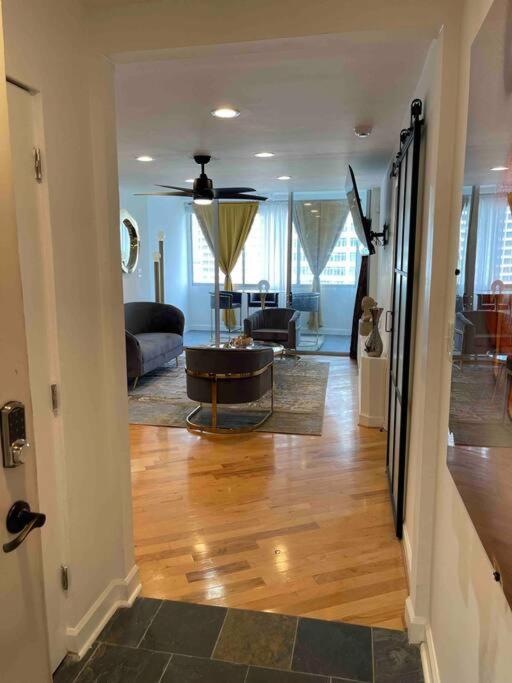 Cozy penthouse AtlantaGa - image 8