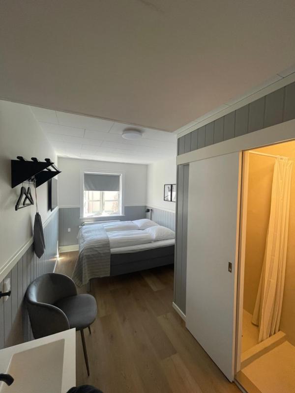 Standard Double Room with Private Bathroom image 2