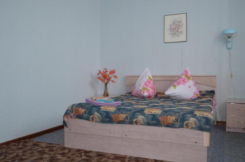 Double Room image 3