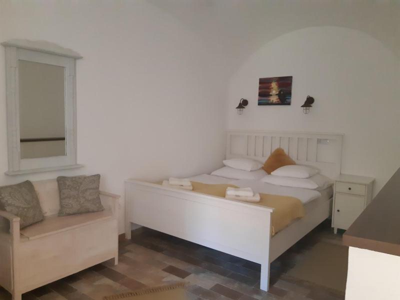 Apartment with Garden View image 1