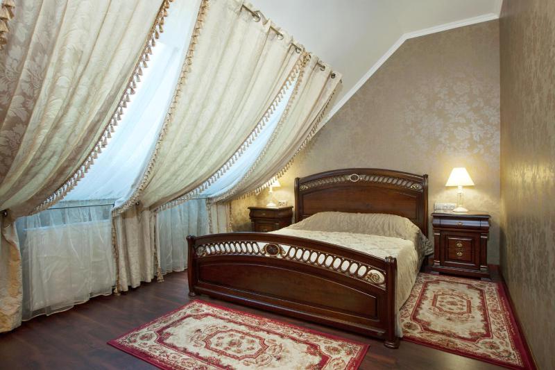 Standard Double Room image 2