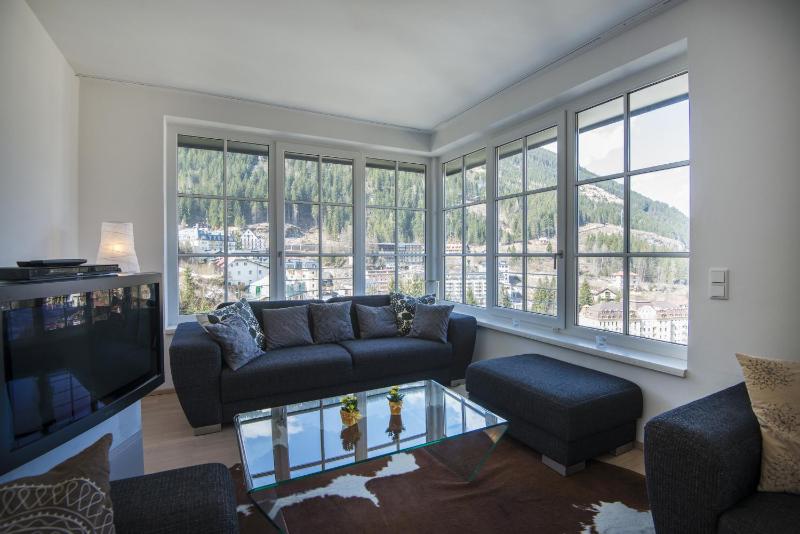 Three-Bedroom Apartment - Penthouse image 1
