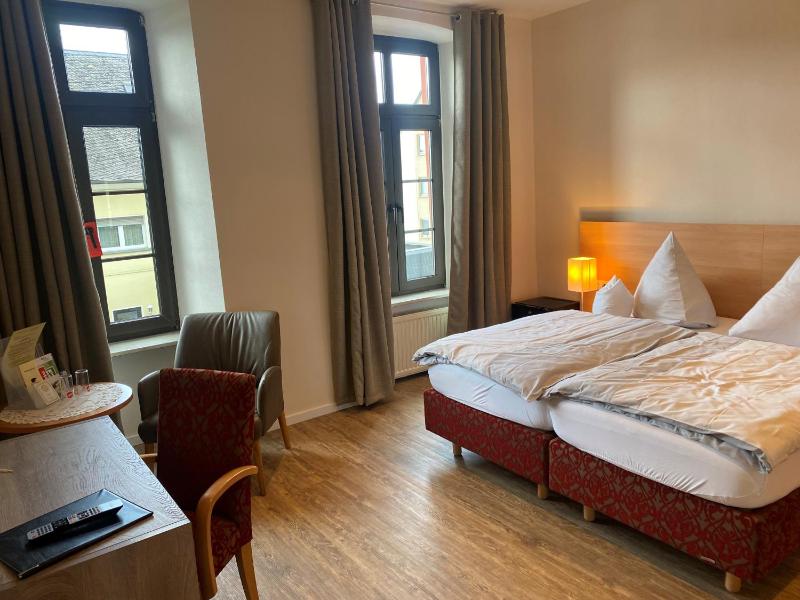 Comfort Double Room with Shower image 1