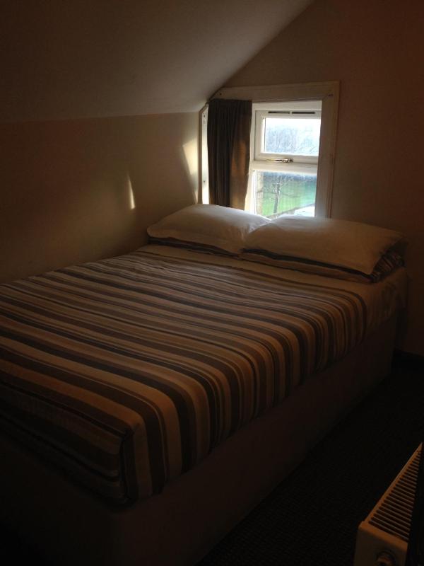 Basic Double Room with External Bathroom image 3