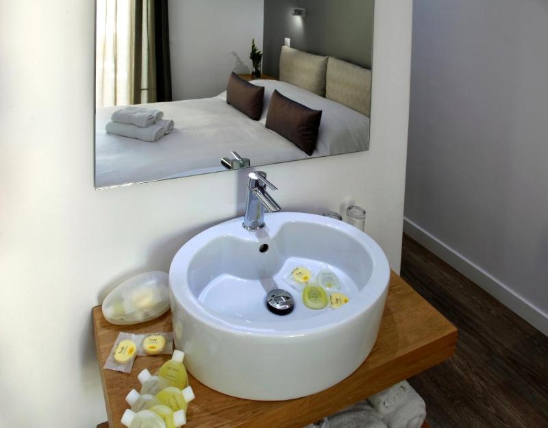 Fresh Boutique Hotel - image 8
