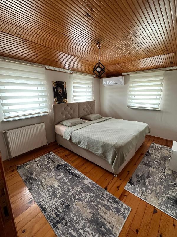 Apartment with Sea View image 3