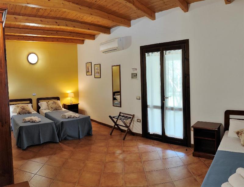 Triple Room image 1