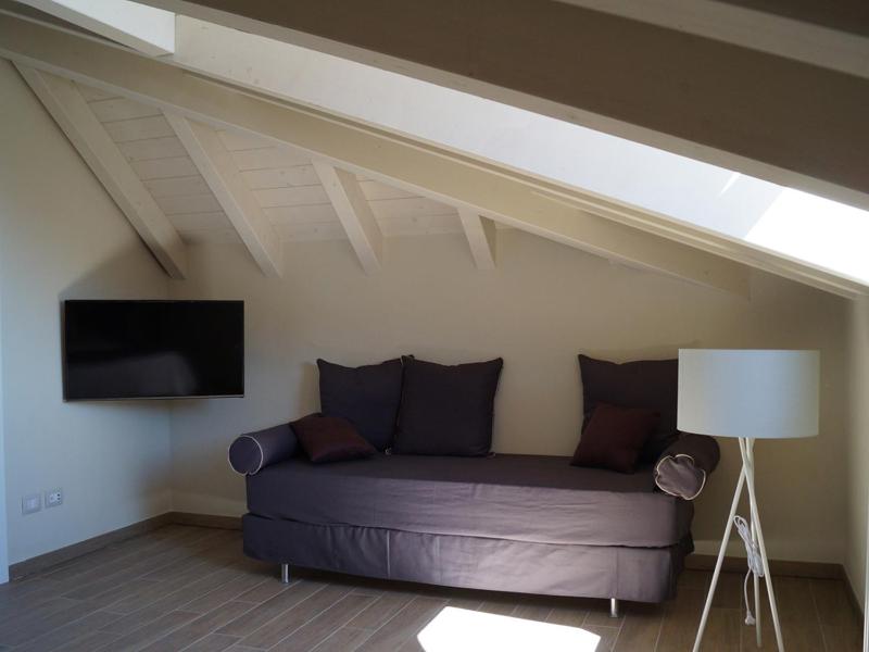 Deluxe Double Room image 3