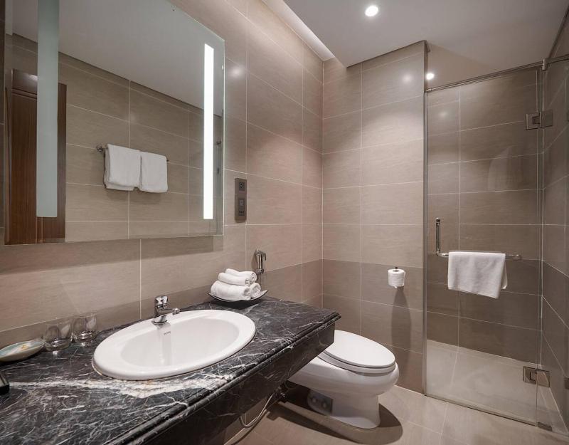 Luxury Apartment - Rooftop Swimming Pool - Beach Front - Hinata Apartment - image 13