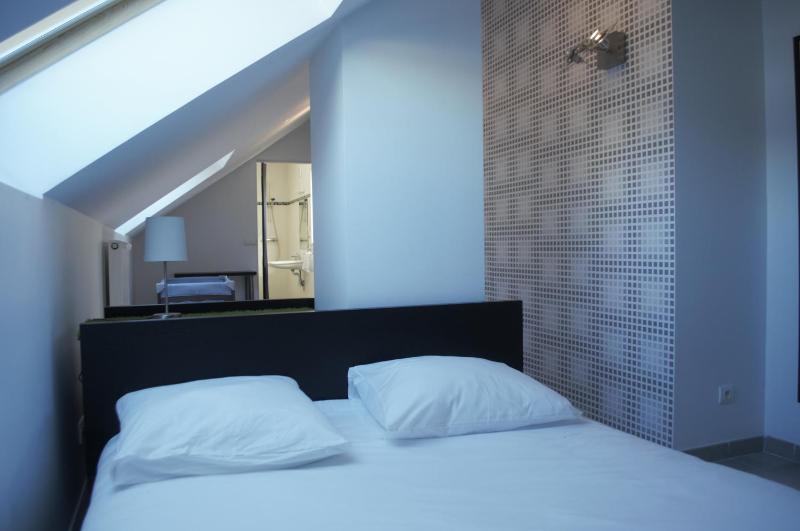 Loft (4 adults) image 1