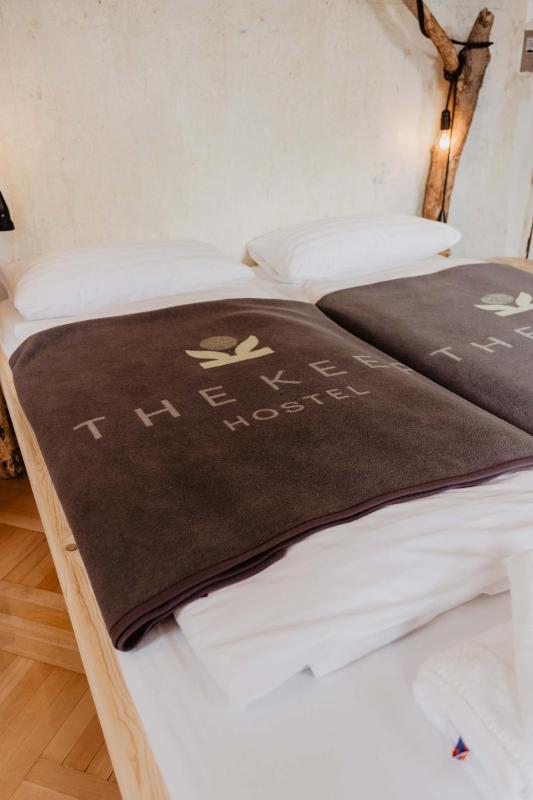 Double Room with Shared Toilet and Private Bathroom image 3