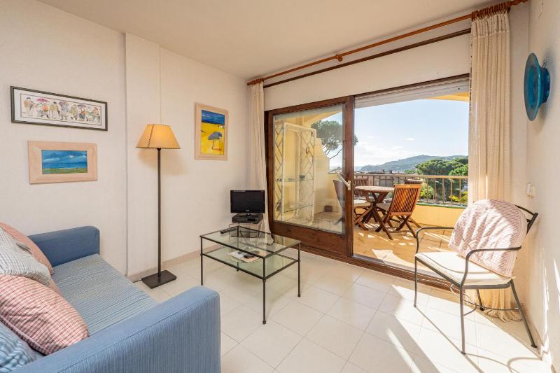 AQ-7 Calella de Parafrugell 4 Pax - image 37