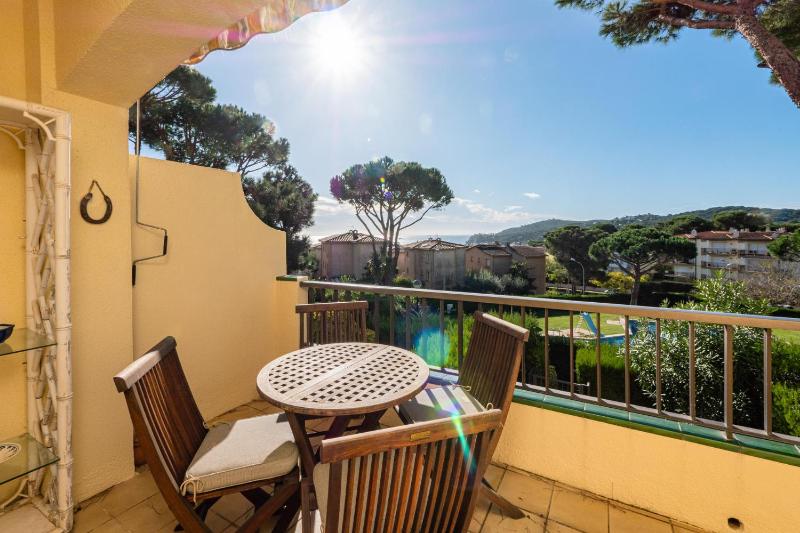 AQ-7 Calella de Parafrugell 4 Pax - image 2