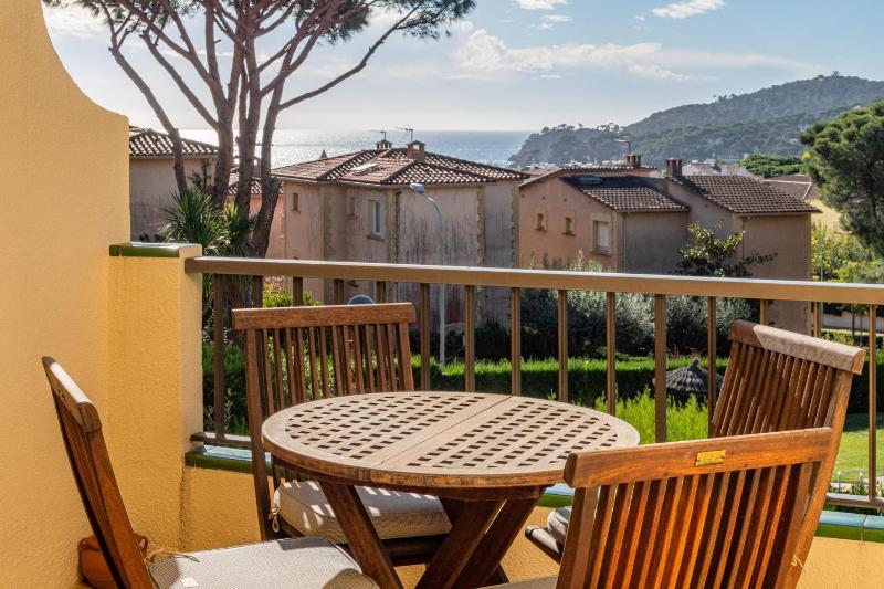 AQ-7 Calella de Parafrugell 4 Pax - image 29