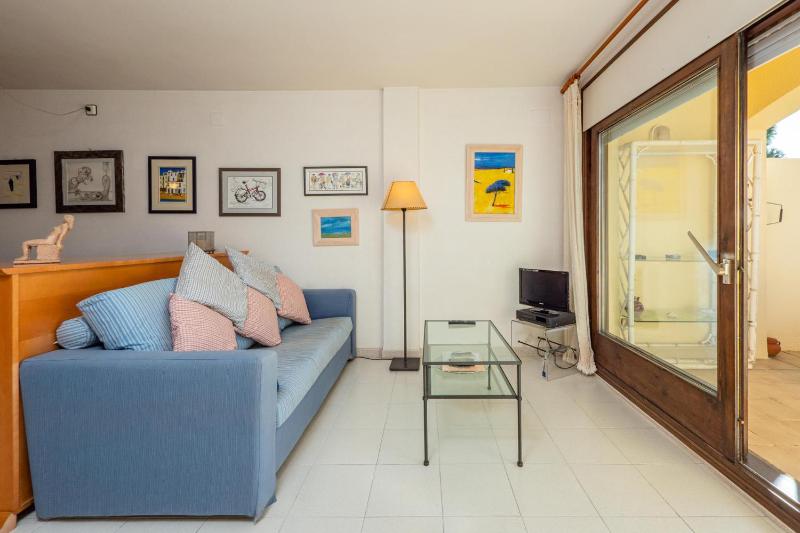 AQ-7 Calella de Parafrugell 4 Pax - image 13