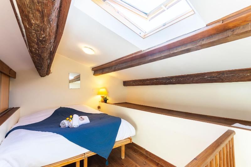 Apartment - Split Level image 1