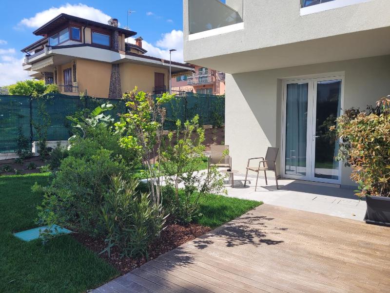 Standard Double or Twin Room Annex with Private Garden image 1