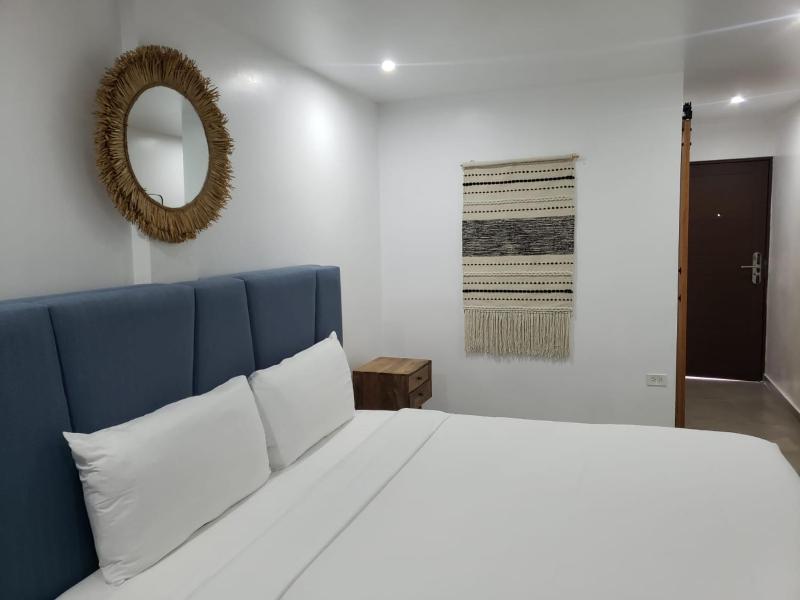 King Room image 4