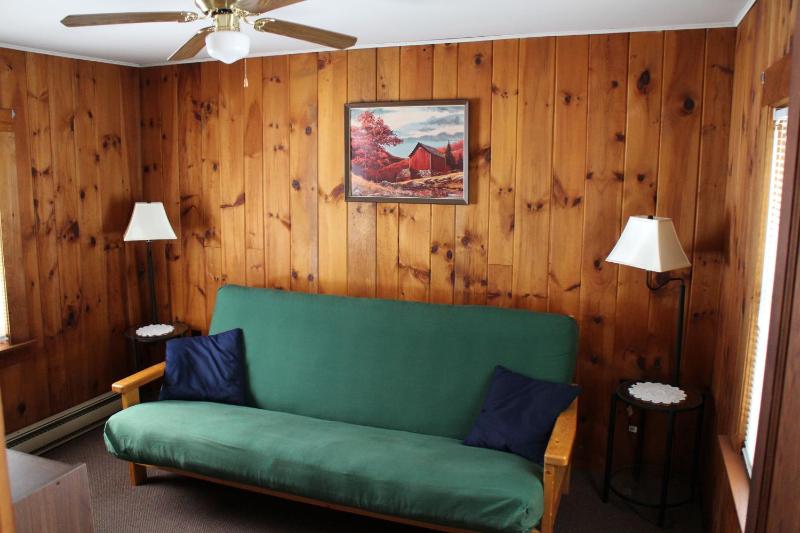 One-Bedroom Cottage image 2