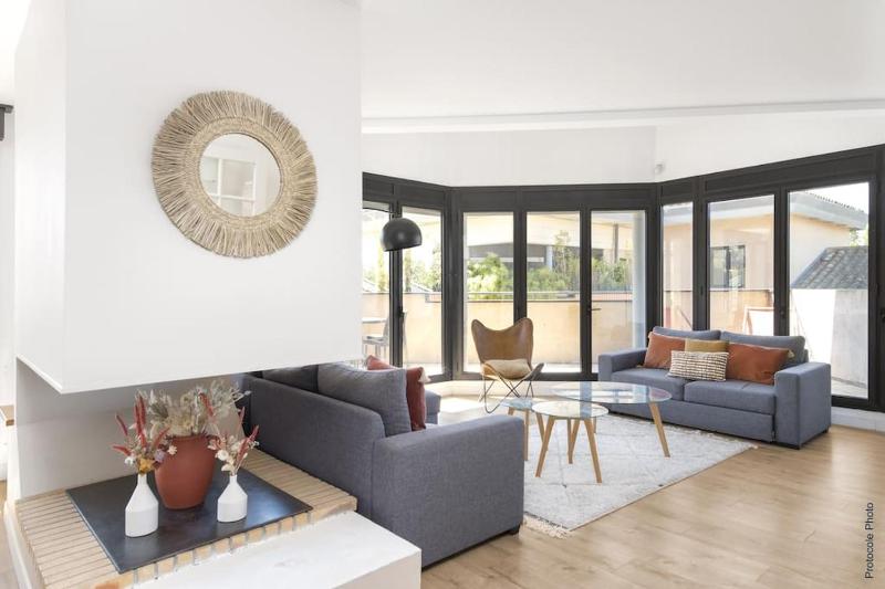 NOCNOC - Le Pargamin - Large duplex Place Saint-Pierre - image 2