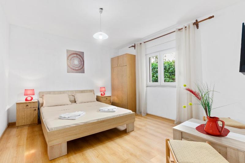 Family Two-Bedroom Apartment with Terrace image 1
