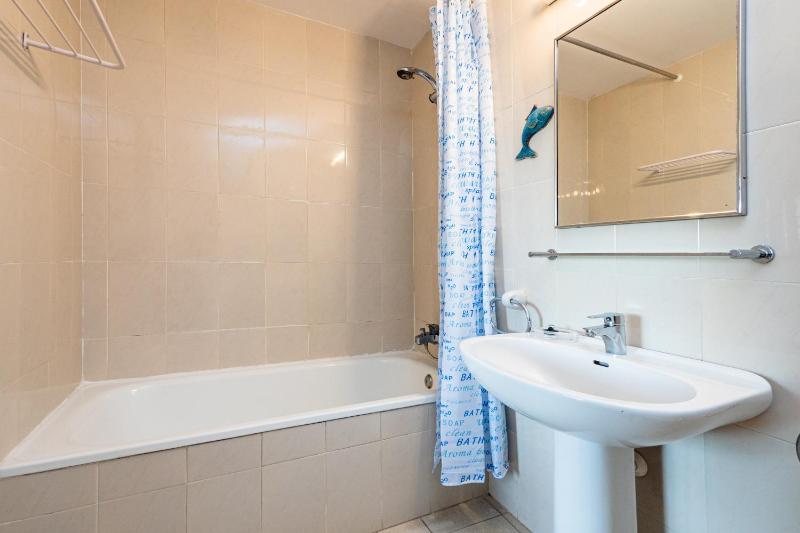 AQ-7 Calella de Parafrugell 4 Pax - image 10