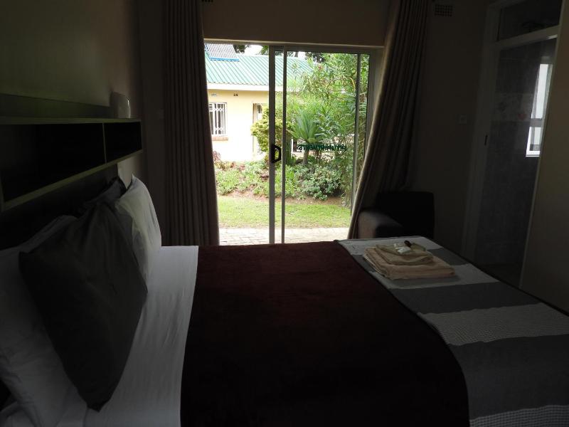 2 Bed Apt with en-suite and kitchenette - 2066 - image 14
