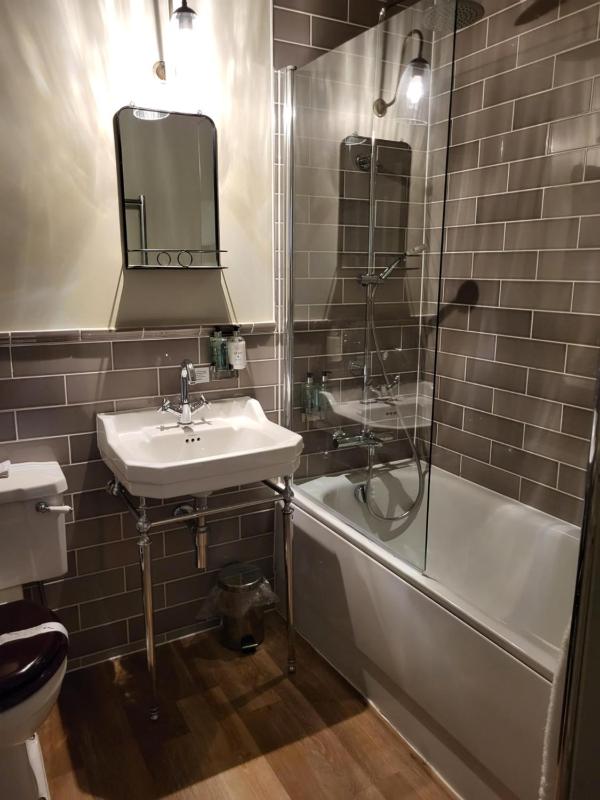 King Room image 4