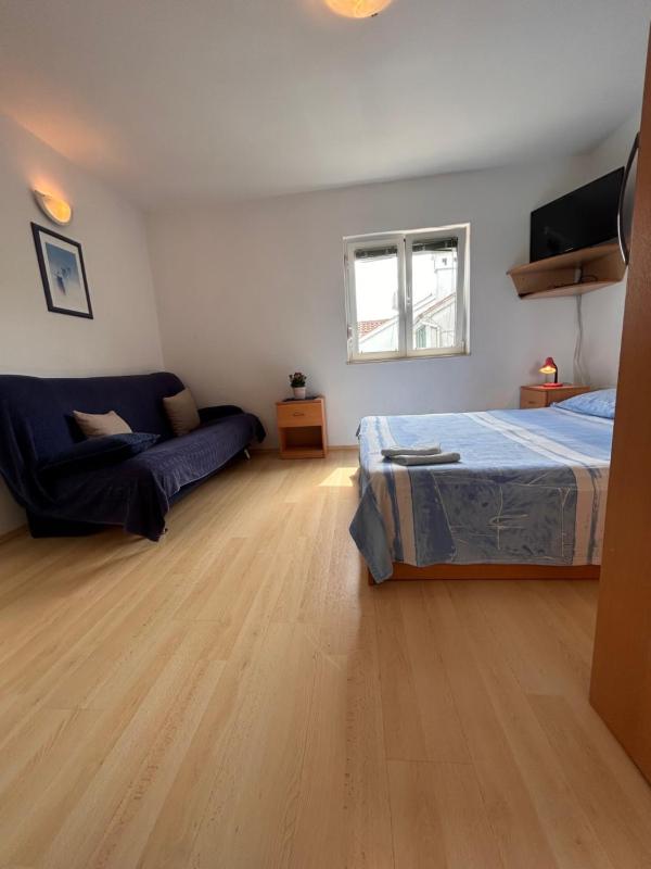 Apartment Alfirev Vodice - image 8