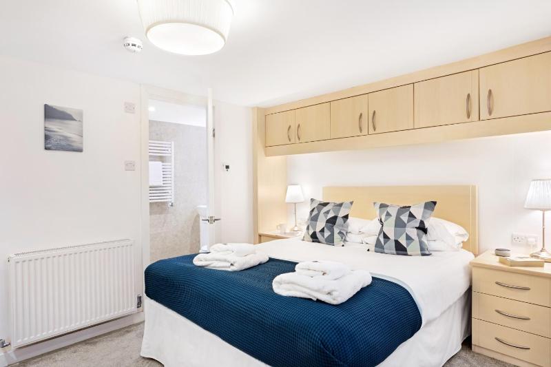 Fountains Executive Apartment - Harrogate Stays - image 12