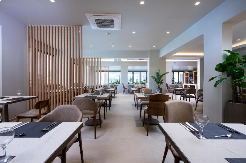 Apollon Hotel - image 42