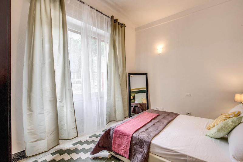 AwesHomeItaly - Bay Windows Apartment - image 40