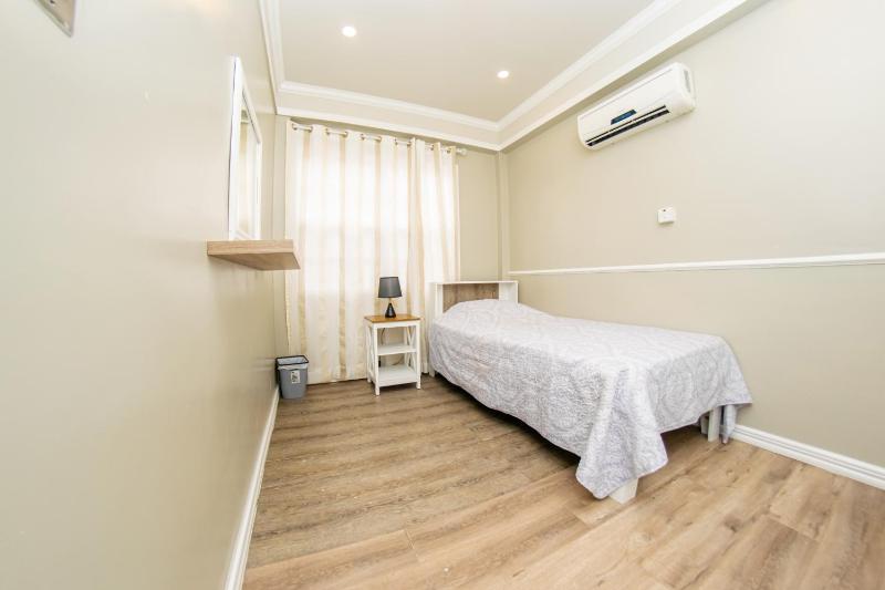 JR Apartments - image 3