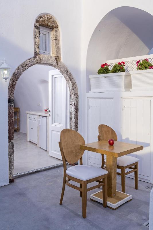 Aegean Magic Villa with Indoor Mini Pool and Outdoor Hot Tub image 2