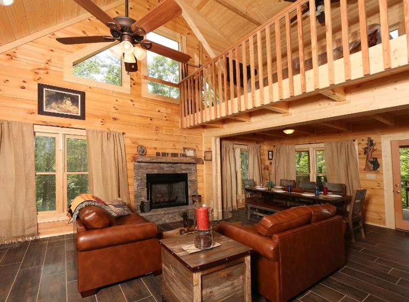 Gray Wolf Den - image 2