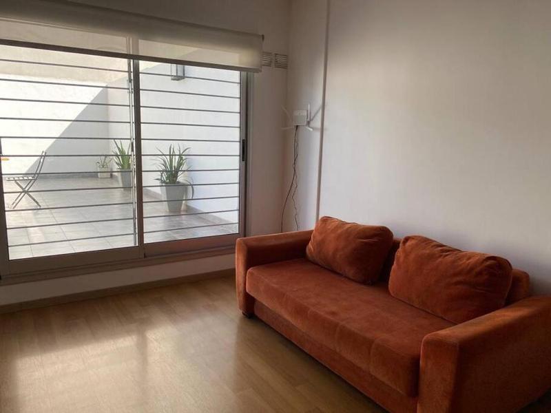 Departamento para 4 personas con cochera a metros del centro de la ciudad - image 12