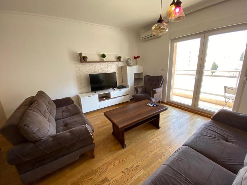 Apartment image 2