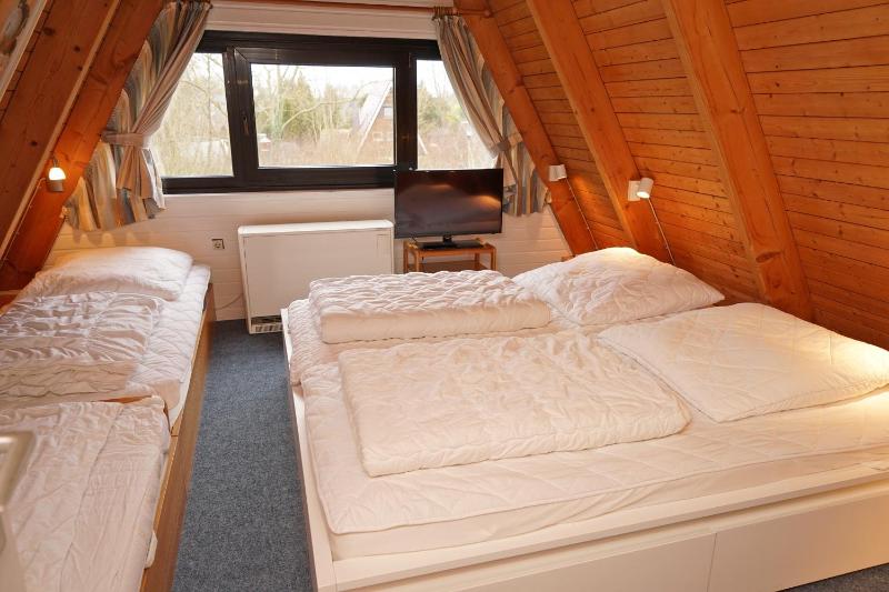 Two-Bedroom House image 1