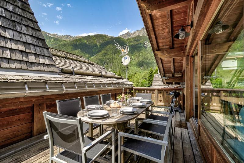 Chalet d'Olivier Alpes Agency Les Praz Chamonix Sleeps 8 - image 26