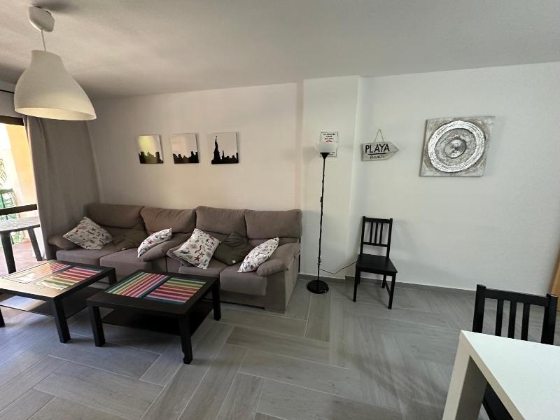 Gran apartamento céntrico y muy cerca de la playa - image 10