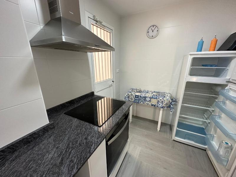 Gran apartamento céntrico y muy cerca de la playa - image 13